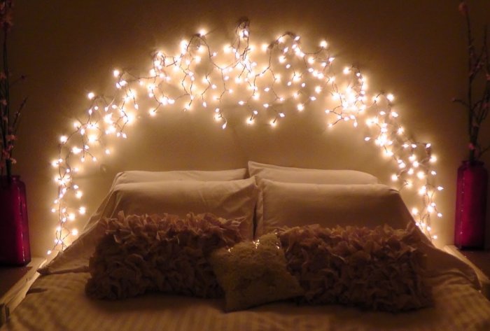 How to decorate living room with fairy lights